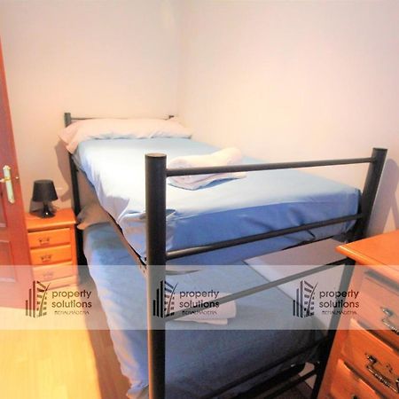 La Carihuela - Apartamento De 3 Dormitorios -A 300Mtrs De La Playa Торремолинос Экстерьер фото
