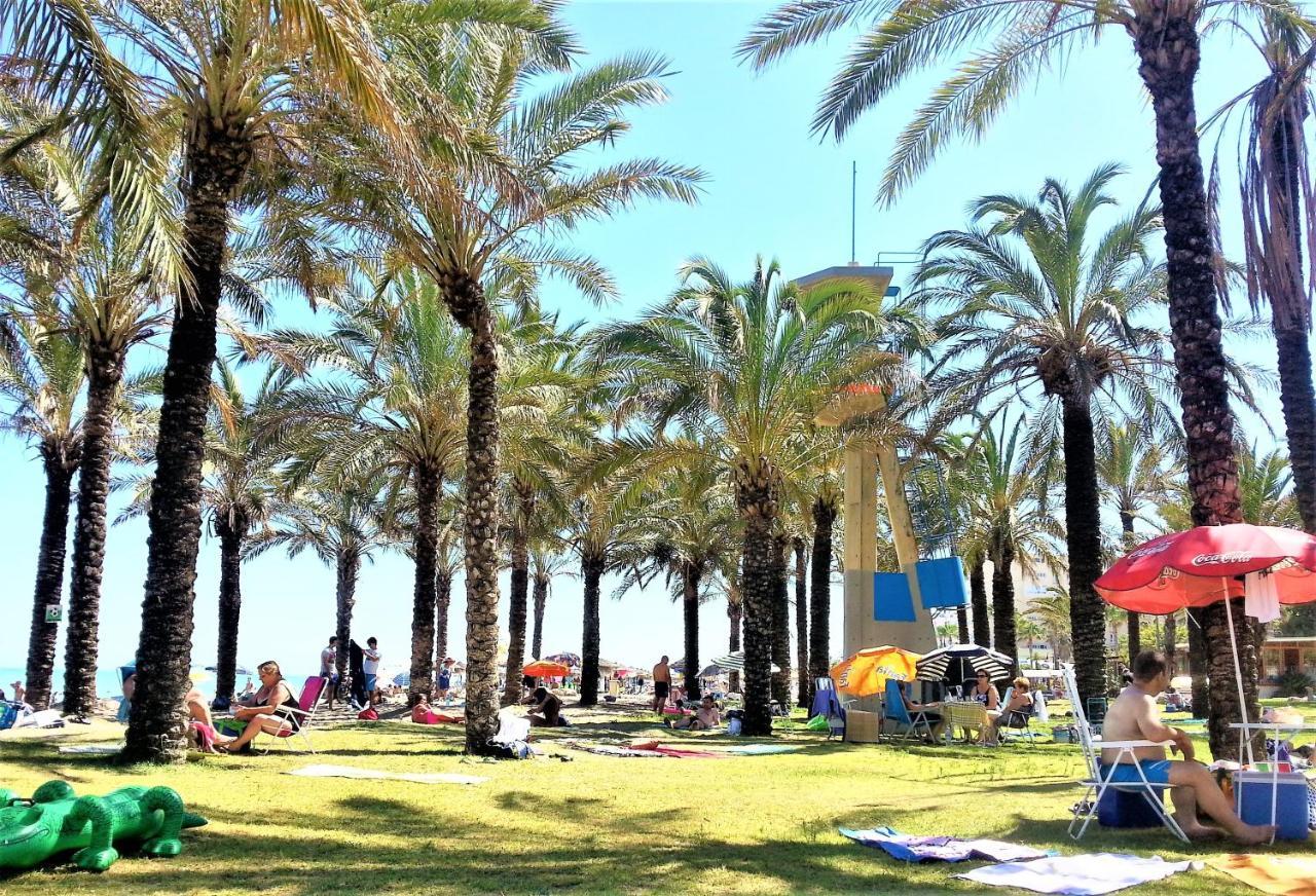 La Carihuela - Apartamento De 3 Dormitorios -A 300Mtrs De La Playa Торремолинос Экстерьер фото